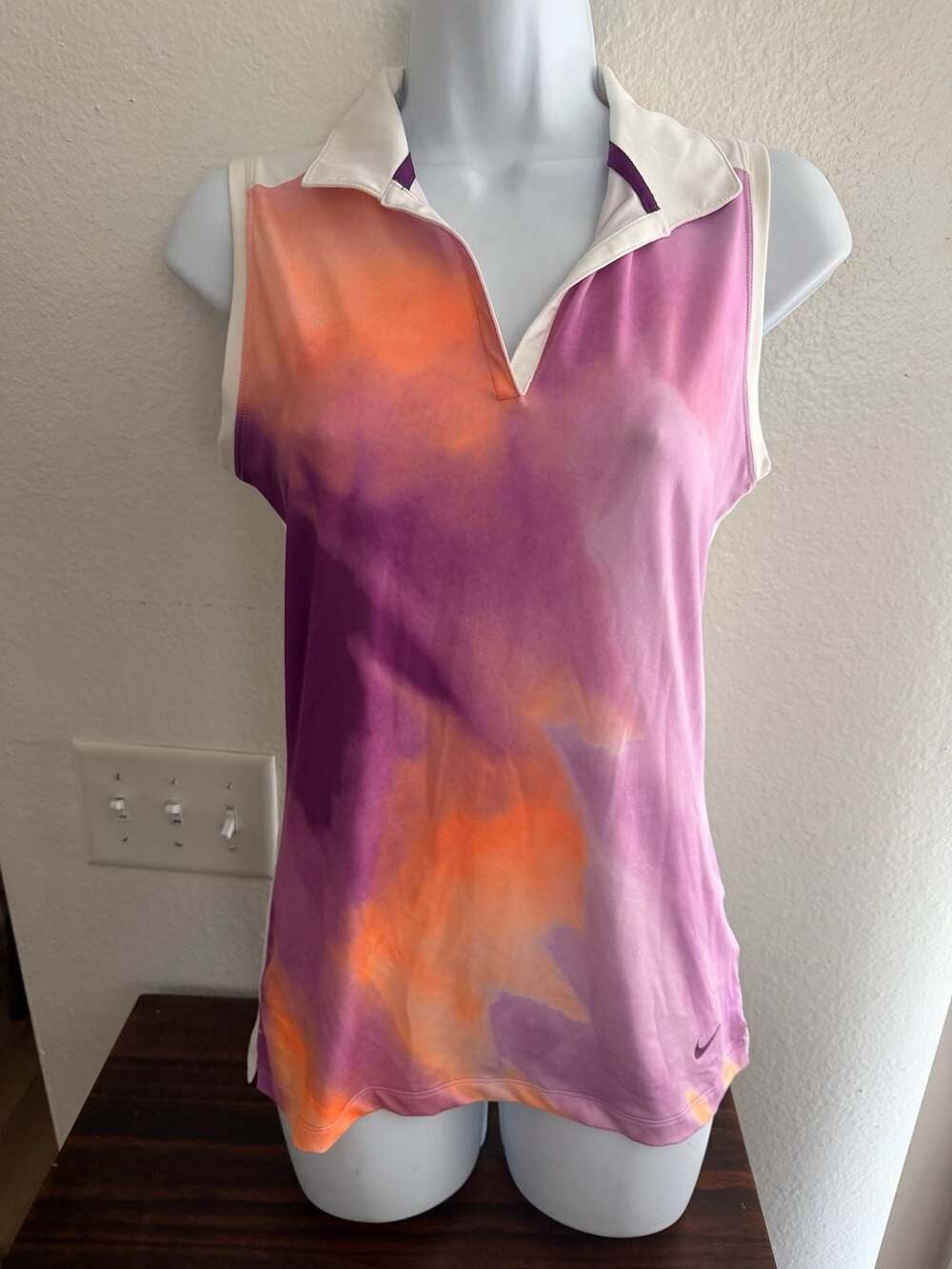 Nike Golf Tour Performance Sleeveless Polo Size XS Purple Orange Watercolor